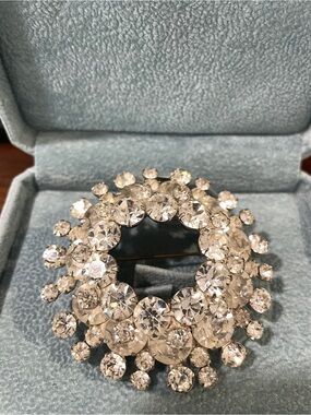 Verified Juliana Brooch